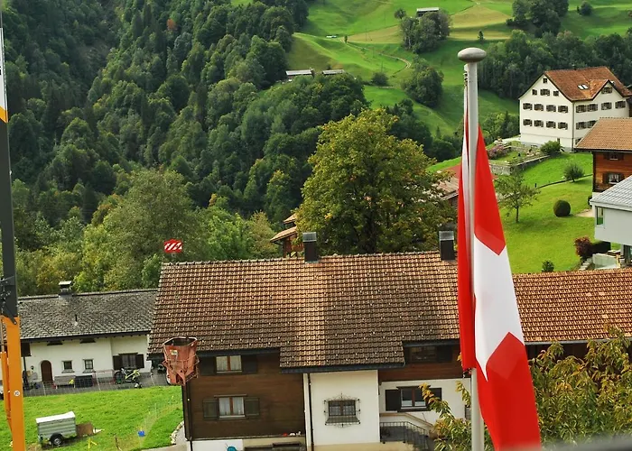 Konukevi Romantic With Private Bathroom