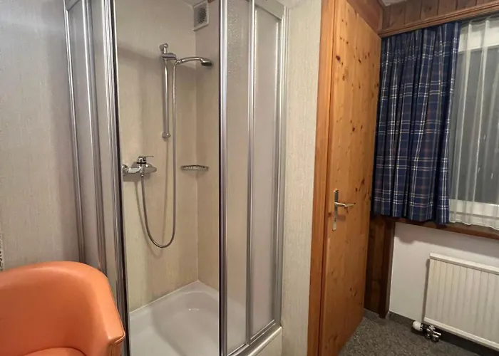 Konukevi Romantic With Private Bathroom